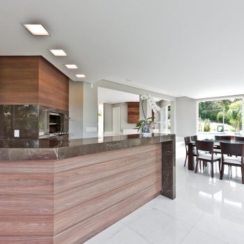 Espaco gourmet em marmore broze armani