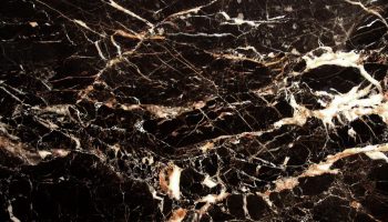 marmore-nero-gold